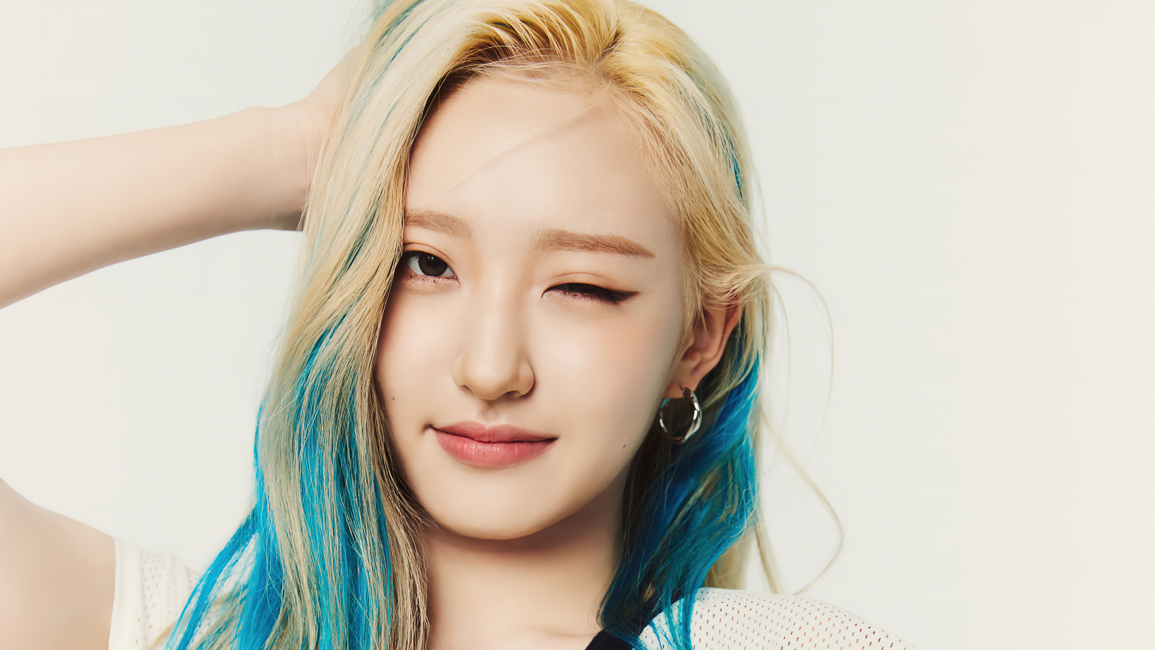 Hwiseo H1Key Run 4K 4250g Wallpaper PC Desktop