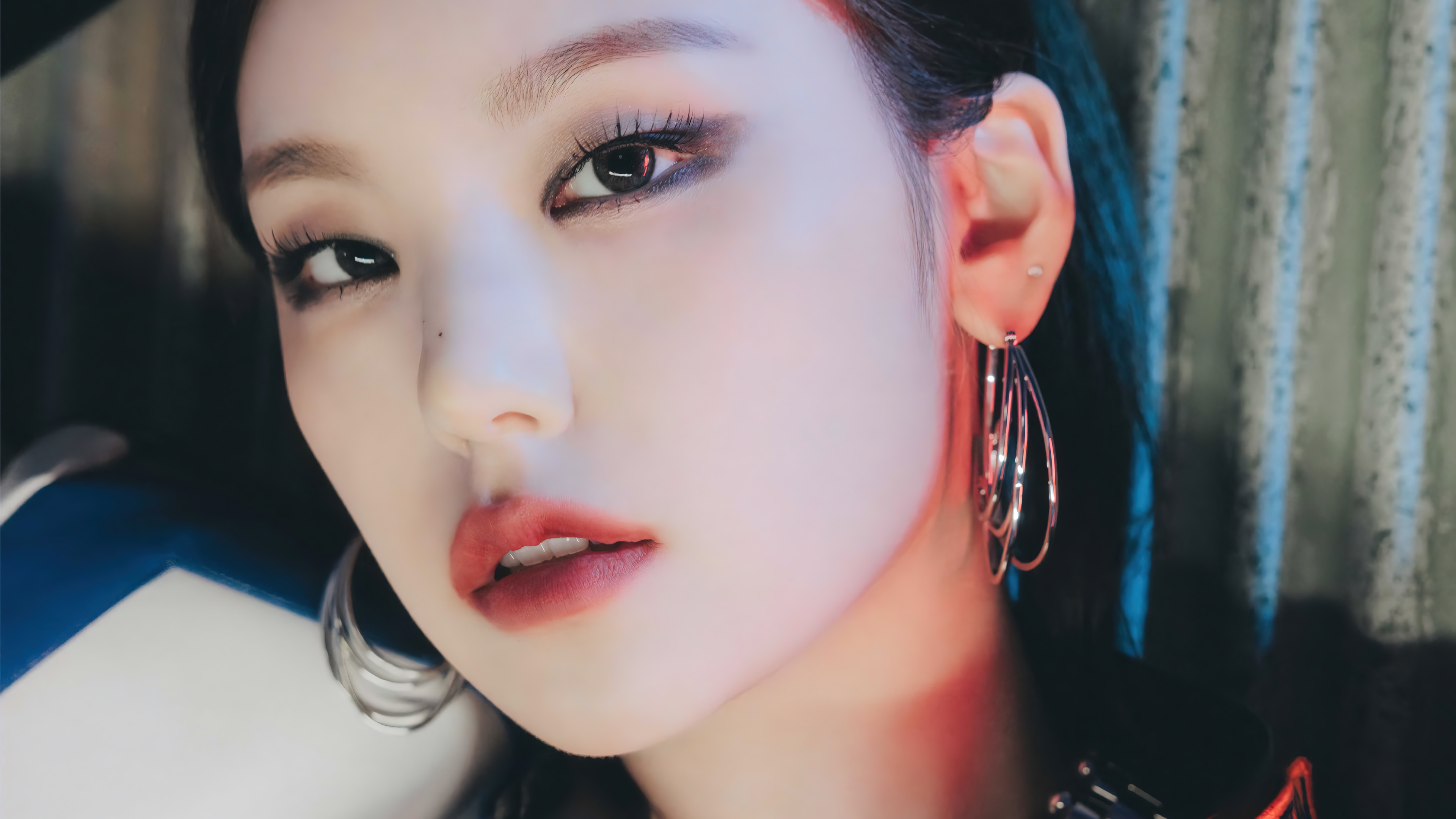 ITZY Voltage Yeji 4K 2830f Wallpaper PC Desktop