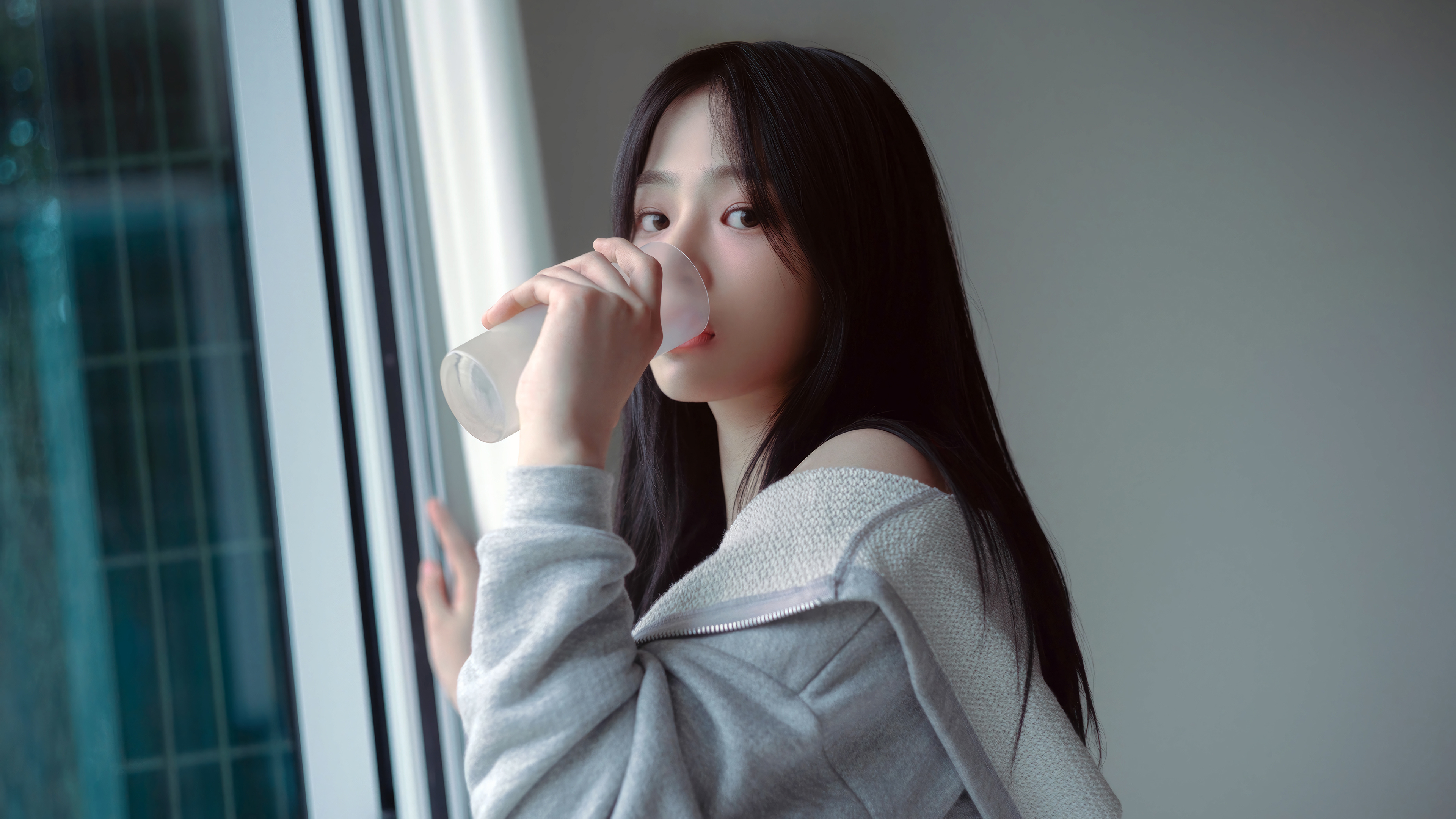 Minji NewJeans Bubble Gum 4K 6263a Wallpaper PC Desktop