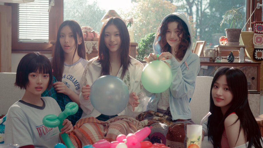 NewJeans Bubble Gum Members 4K 6283a Wallpaper PC Desktop