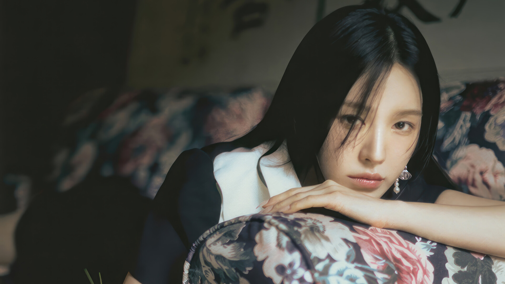 Red Velvet Wendy Chill Kill 4K 7751m Wallpaper iPhone Phone