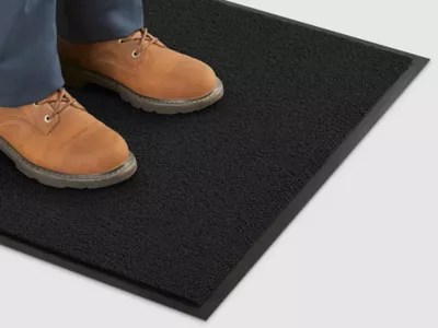 Deluxe Carpet Mat 4 x 6', Black H684BL Uline