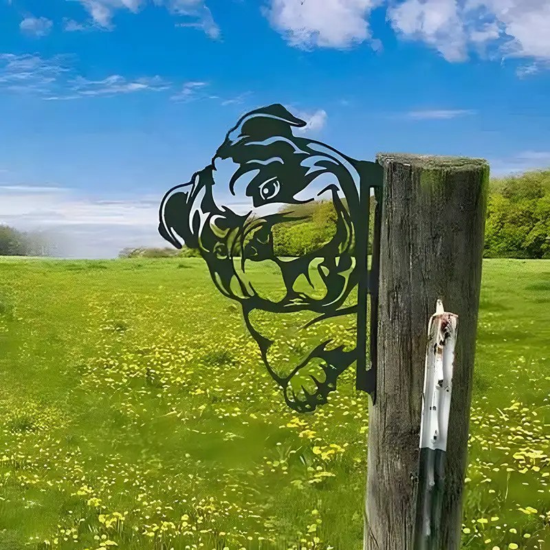 Farm Peeping Animal Metal Art DIVIDASH LLC