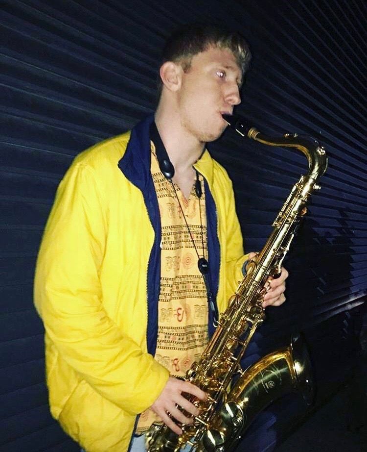 Ollie Sax London based Saxophonist For Hire