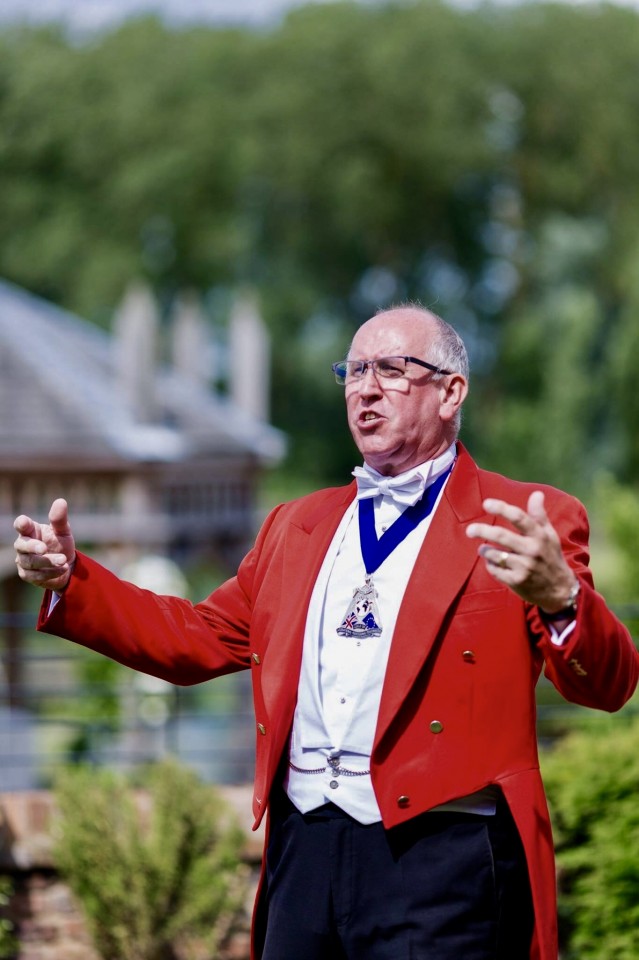Ronnie the Toastmaster to Hire for Weddings & Events in Cambridgeshire