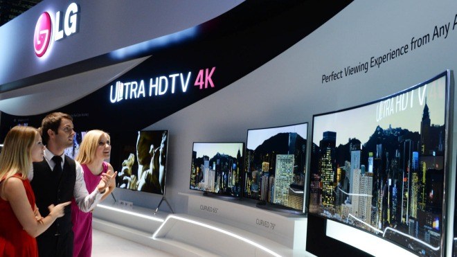 Stiftung Warentest Gebogene TVDisplays bringen "kaum Vorteile