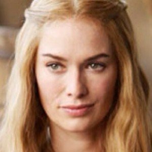 The Most Awkward Love Scenes We Ever Saw on TV - ZergNet