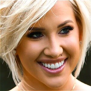 Savannah Chrisley Opens Up About Her Parents' Sentencing - ZergNet