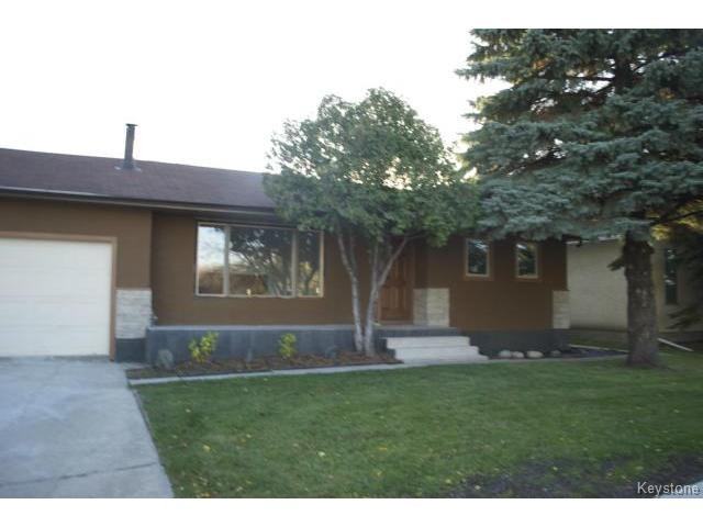 966 McLeod Ave, Winnipeg, MB R2G 2K9, Canada 3 bedroom House Rental