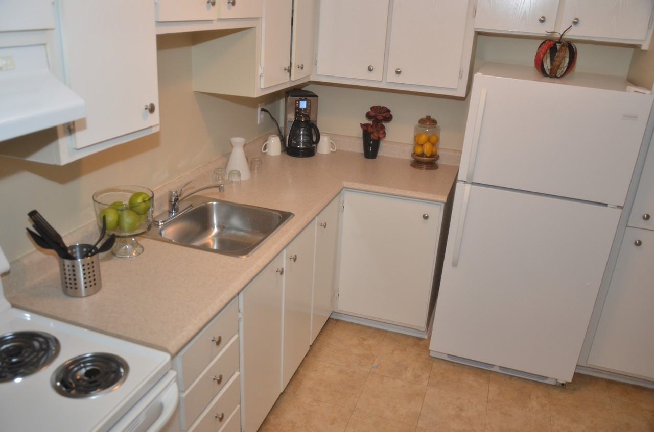 50 Rue CharlesAlbanel, Gatineau, QC J8Z 1R3 3 Bedroom Apartment for