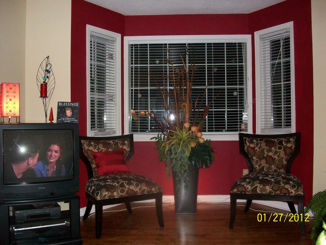 89 Edey St 3B, Arnprior, ON K7S 1B9 2 Bedroom Apartment for 950/month