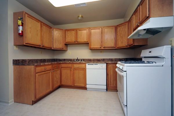 Longview Apartments 13723 Lynn St, Woodbridge, VA 22191 Zumper