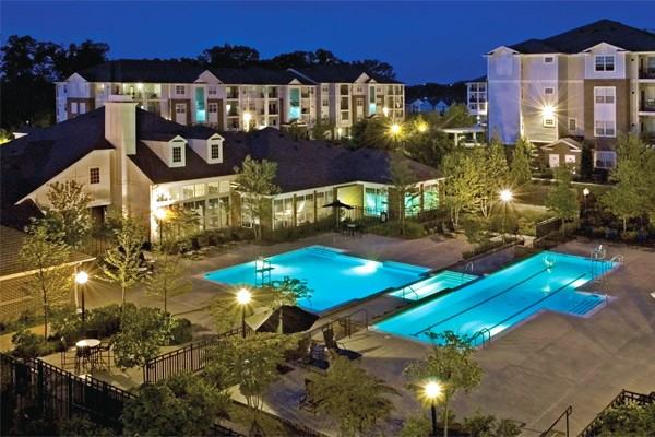 The Edge at Fairfax Corner Apartments 4457 Oakdale Crescent Ct