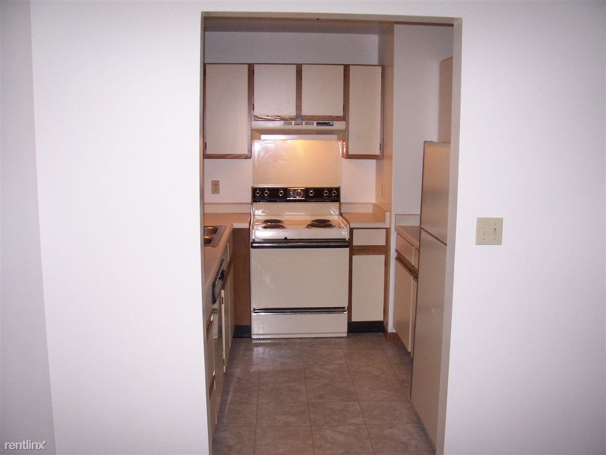 Clover Ridge Apartments W239 N5958 Maple Ave, Sussex, WI 53089 Zumper