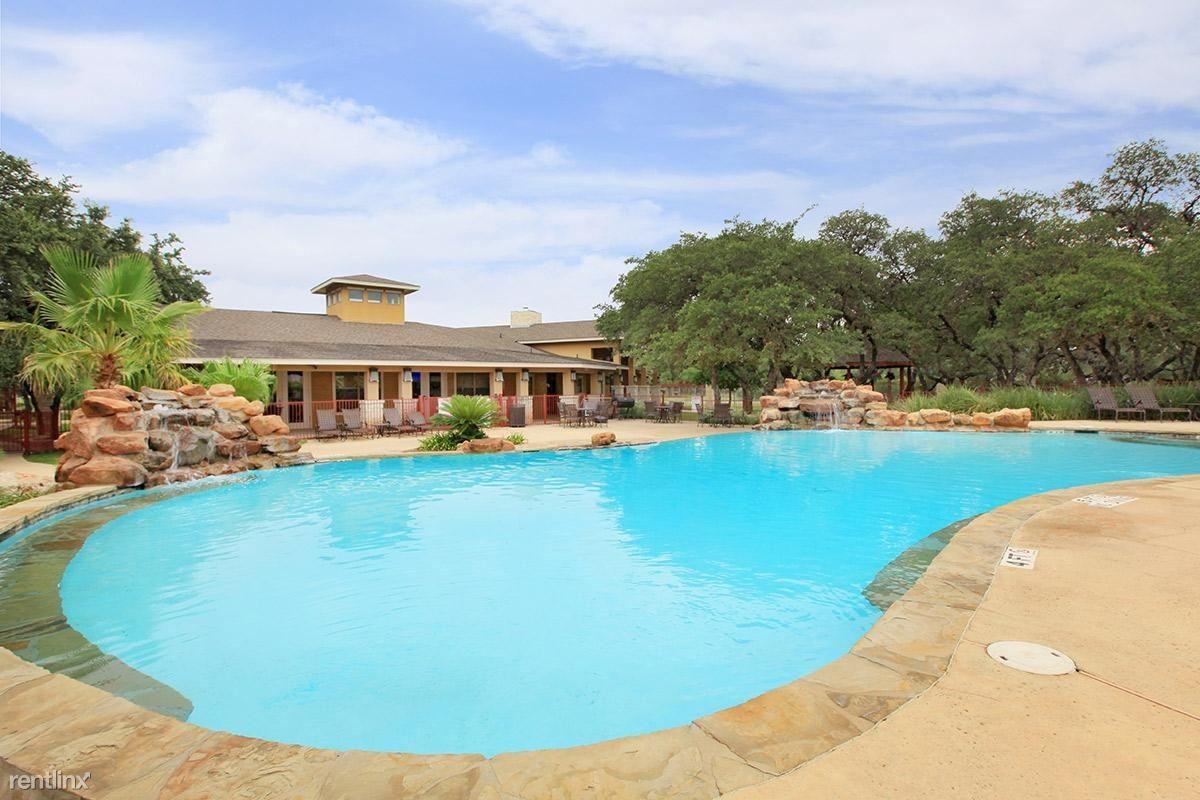 Dry Creek Legend Oaks Apartments Legend Oaks, San Antonio, TX 78259