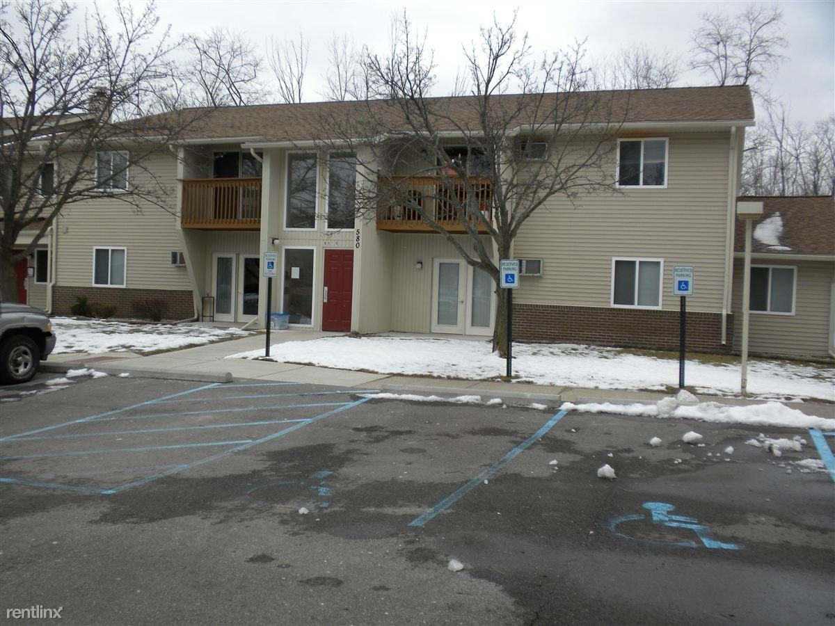 Plaza Towers Apartments 580 N Main St, Almont, MI 48003 Zumper