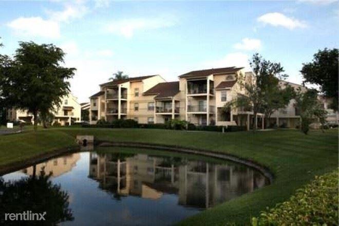 5614 Wellesley Park Dr, Boca Raton, FL 33433 1 Bedroom Apartment for