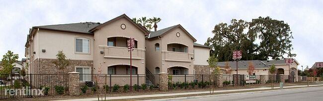 Valley Oak Apartments 1165 E Hanford Armona Rd, Lemoore, CA 93245