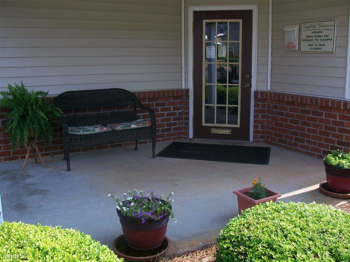 Griffith Commons Apartments 300 Griffith Plaza Dr, WinstonSalem, NC