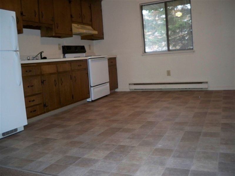 The Baymar Apartments 94 Gaylord St, Bristol, CT 06010 Zumper