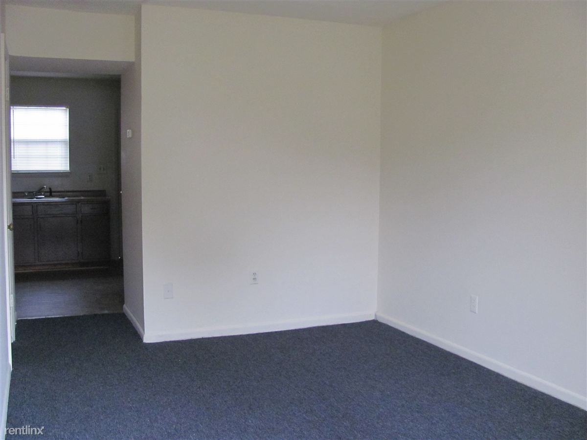 High Edge Townhouse Apartments 830 Buckroe Ave, Hampton, VA 23664