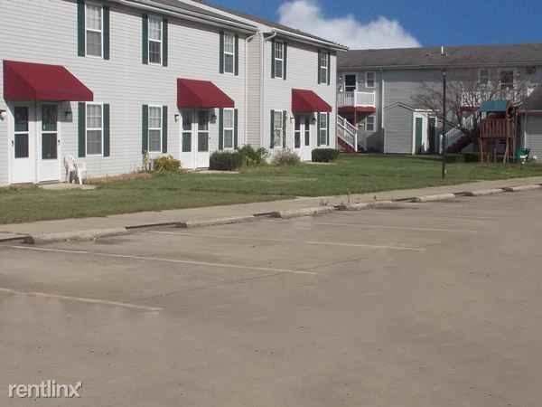 Adow Village Square Apartments 185 N Main St, Peebles, OH 45660 Zumper