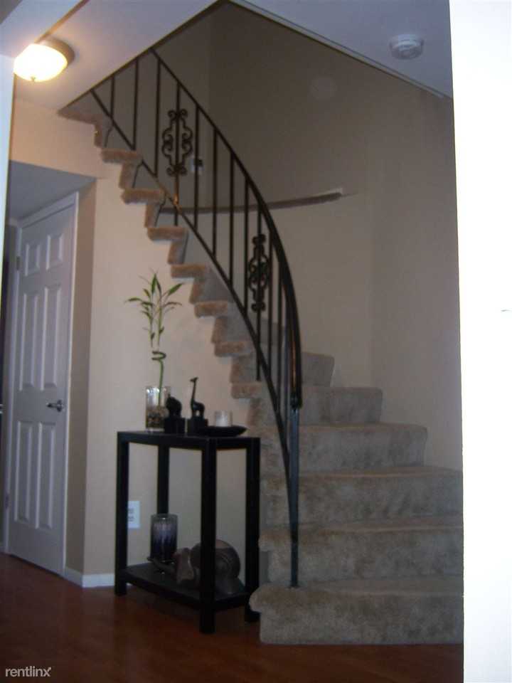 Royal Woods Townhomes Apartments 13895 Sibley Rd, Riverview, MI 48193