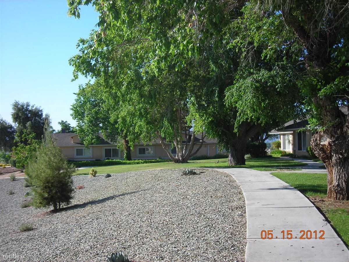 Foremost Retirement Resort Apartments 17581 Sultana St, Hesperia, CA