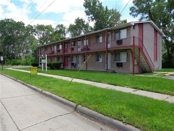 SAINT JOHNS APARTMENTS 1779 St Johns Blvd, Lincoln Park, MI 48146