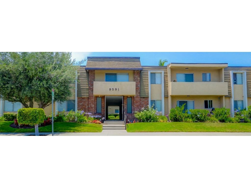 Cypress Park Townhomes Apartments 9621 Graham St, Cypress, CA 90630