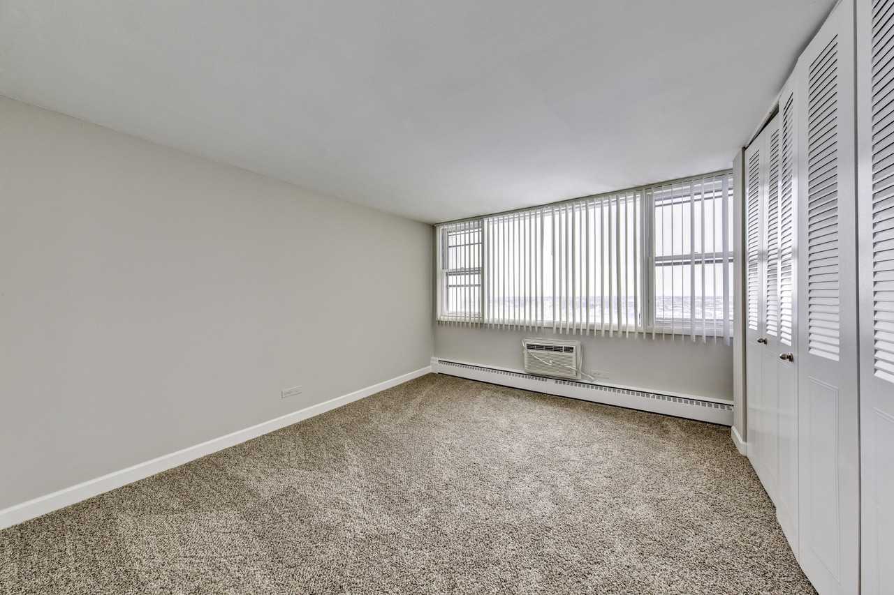 Mont Clare Apartments 7171 W Gunnison St, Chicago, IL 60706 Zumper