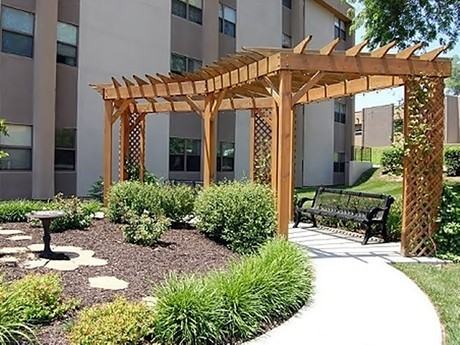 Landmark Towers Apartments 1203 W College St, Liberty, MO 64068 Zumper