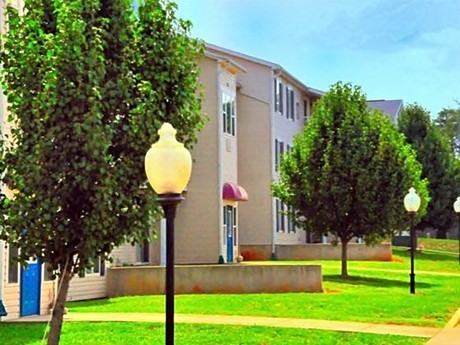 Woodbury Estates Apartments 1355 S Winter St, Adrian, MI 49221 Zumper