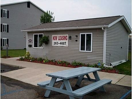 Woodbury Estates Apartments 1355 S Winter St, Adrian, MI 49221 Zumper