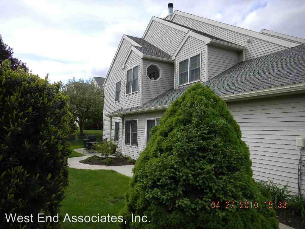302 Windsor Place The Ridings at Brookside, Macungie, PA 18062 2