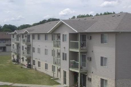 Country Cove Apartments 104 Poplar Ridge Dr, Norwood Young America