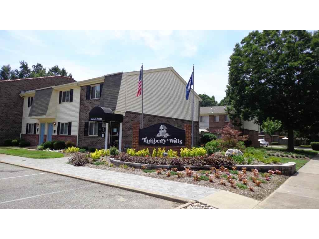 Turnberry Wells Townhomes Apartments 574 Turnberry Blvd, Newport News