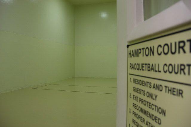 Hampton Courts Apartments 501 Pelham Dr, Columbia, SC 29209 Zumper