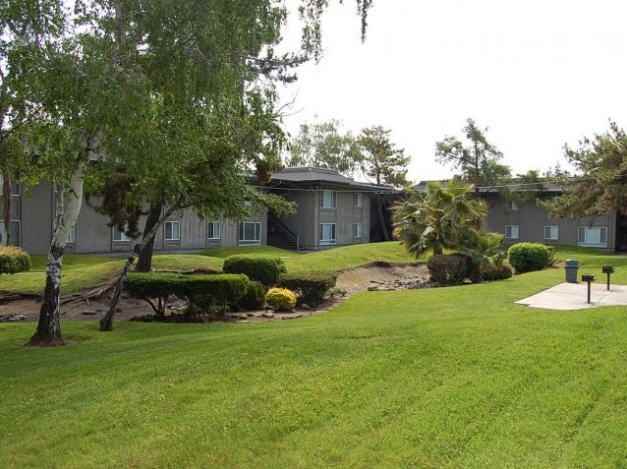 Pacific Pointe Apartments 1025 Rosemarie Lane, Stockton, CA 95207