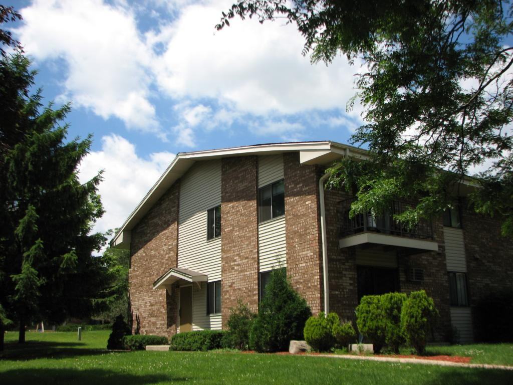 Franklin Park Apartments (Stonefield Village) 3641 W College Ave