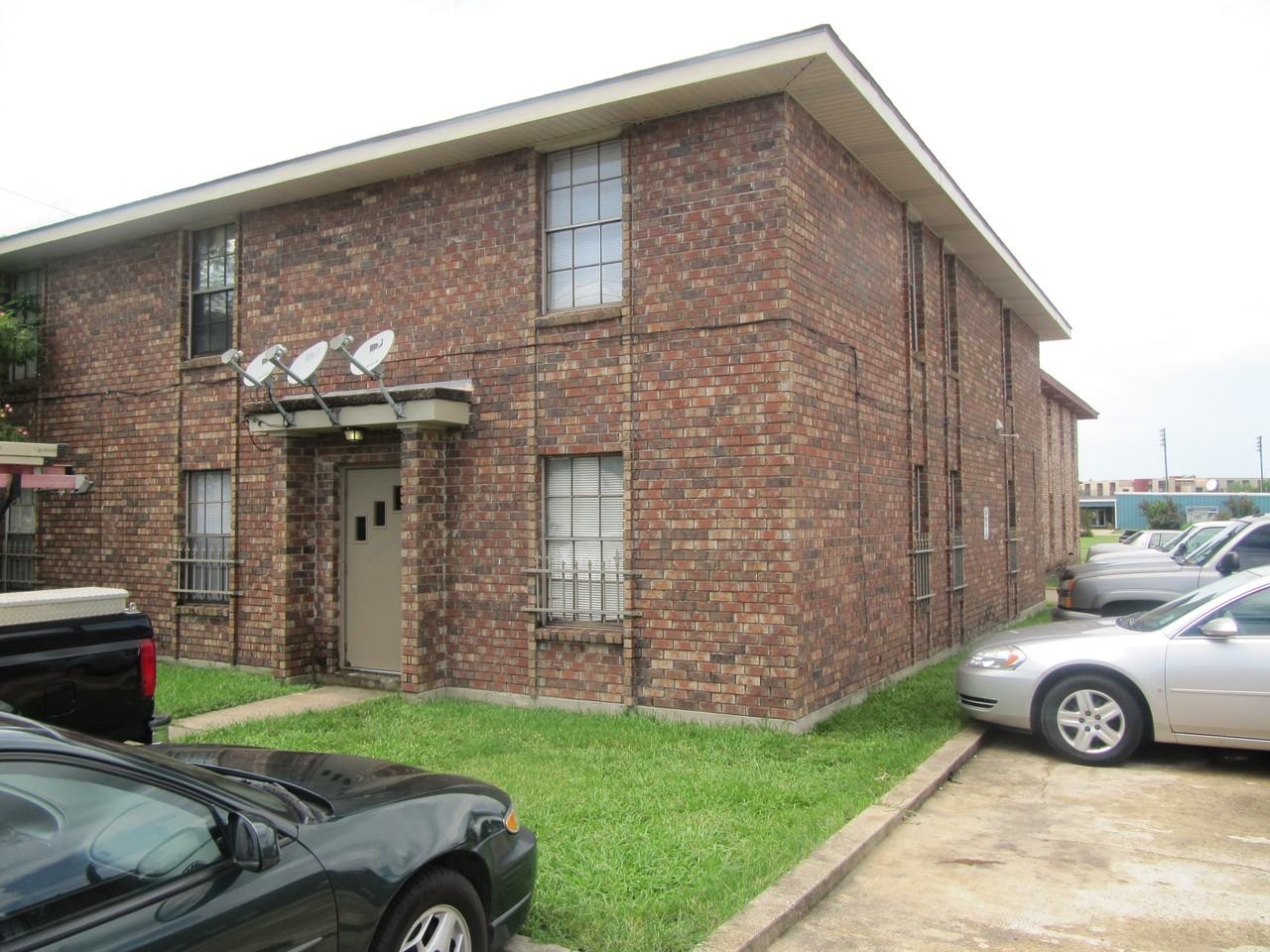 908 Linda Lane Apartments 908 Linda Ln, LaPlace, LA 70068 Zumper