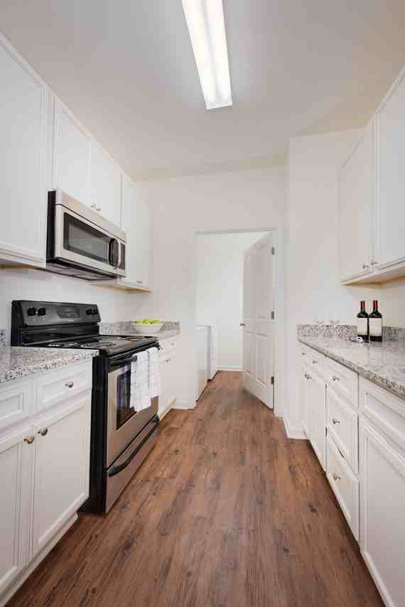 Residences at Jefferson Crossing Apartments 55 Pimlico Dr, Charles