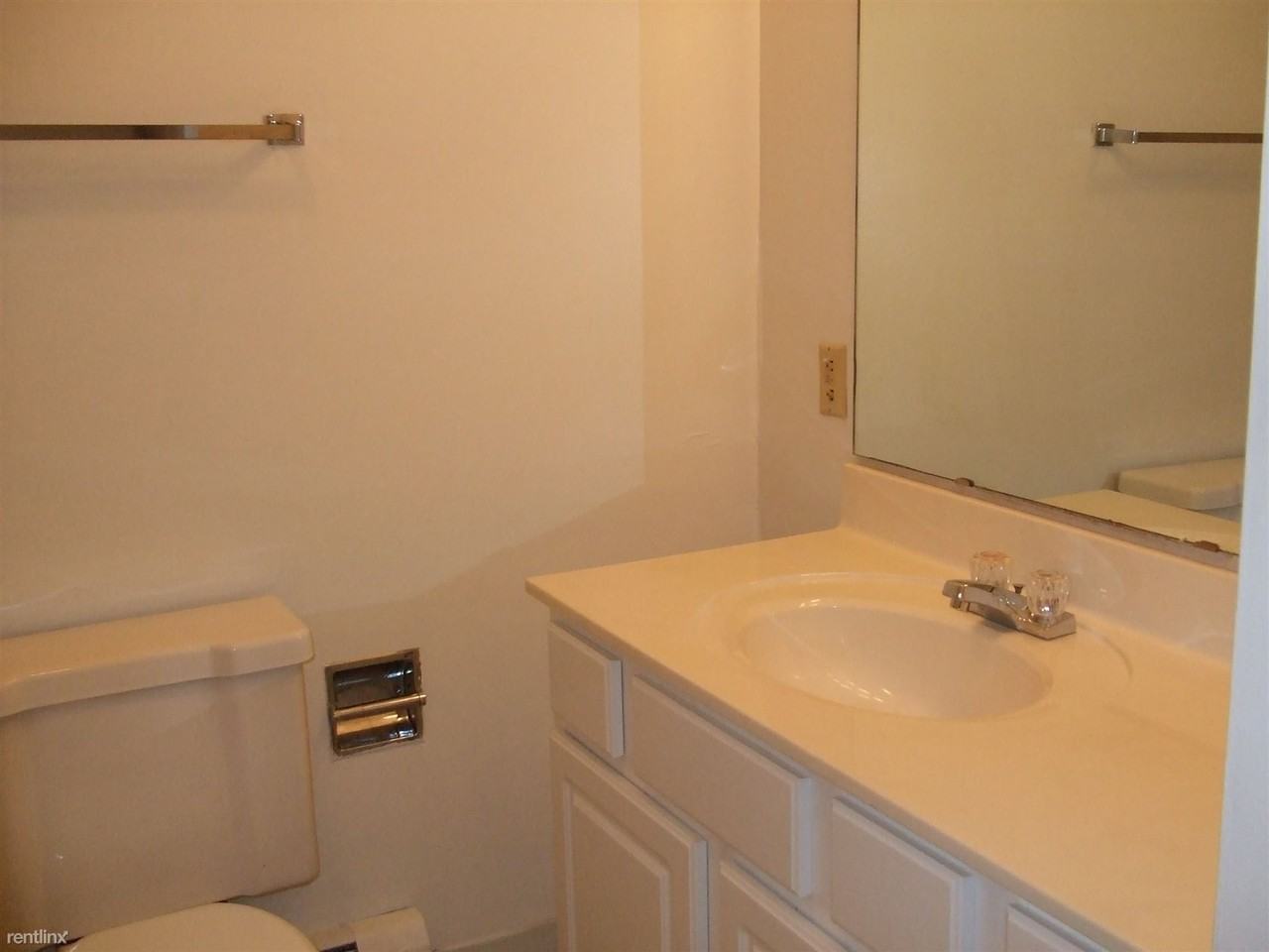 Mulford Park Apartments 444 Gramercy Dr, Rockford, IL 61107 Zumper