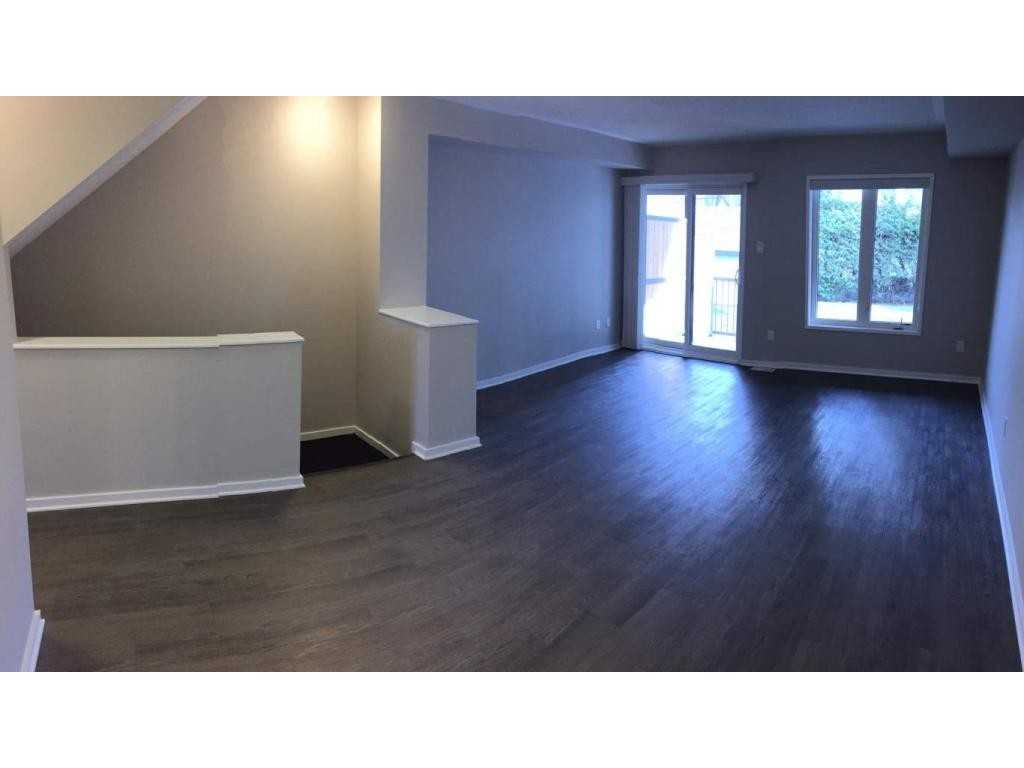 Navaho 4 Deerfield Apartments 4 Deerfield Dr, Ottawa, ON K2G 3R7