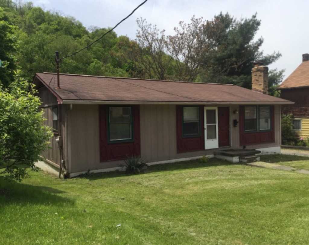 1208 Bedford Street, Johnstown, PA 15902 3 Bedroom House for Rent for