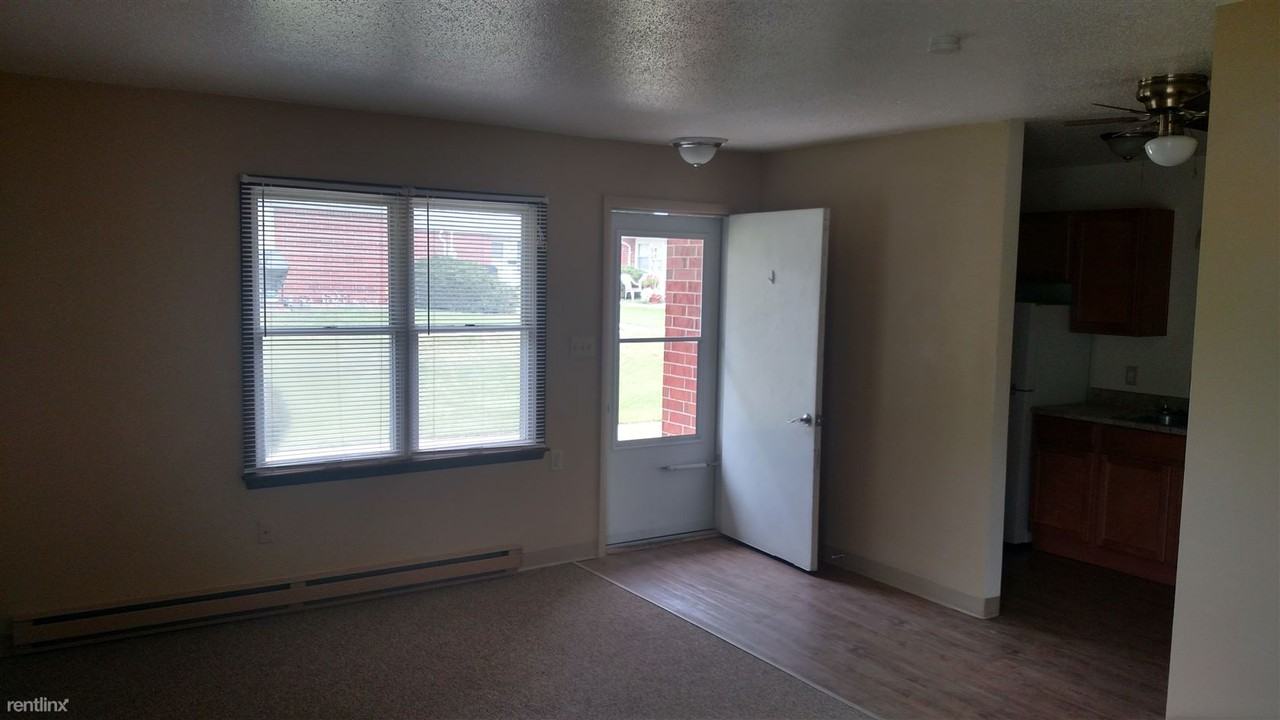 Park View Senior and Meadow Village Apartments 810 S R St, Indianola