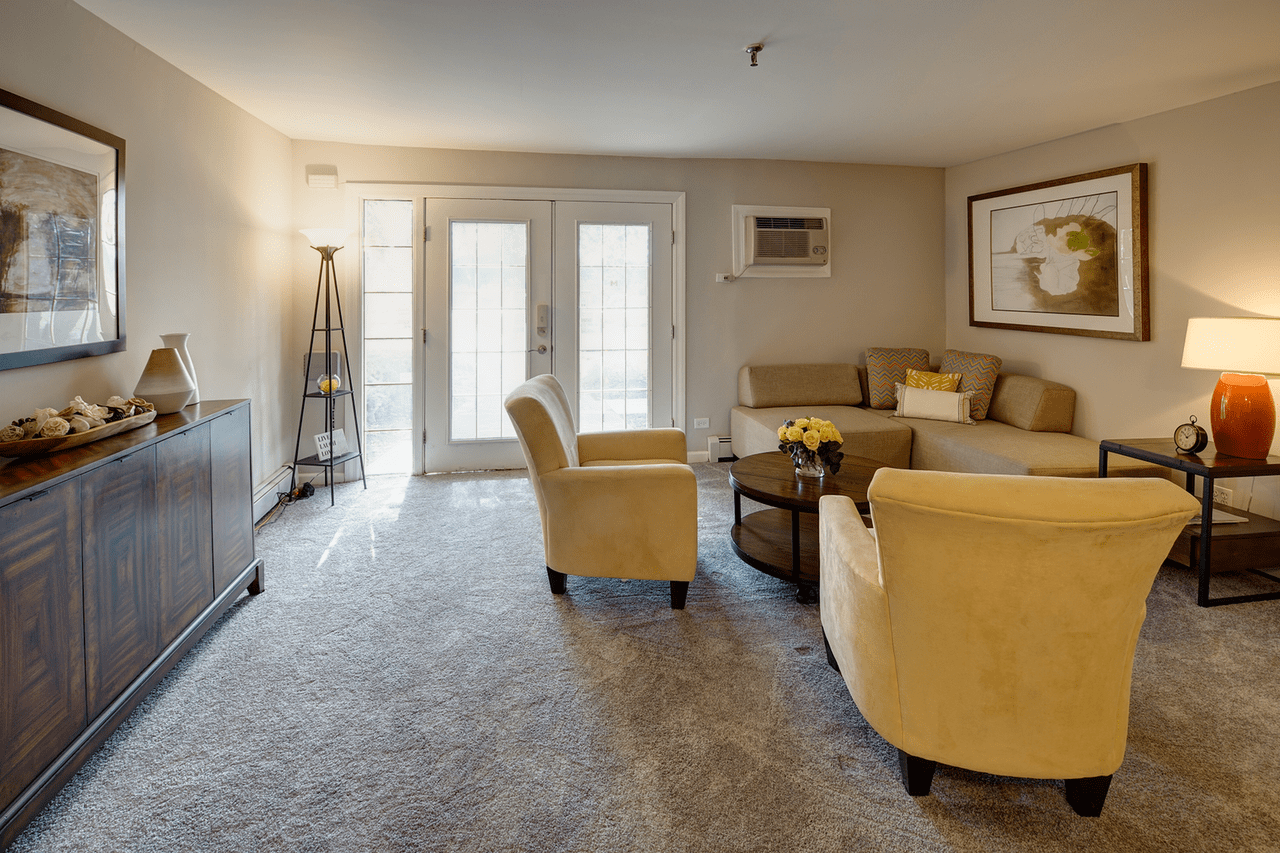 Eagle Creek Apartments 11001128 S Williams St, Westmont, IL 60559