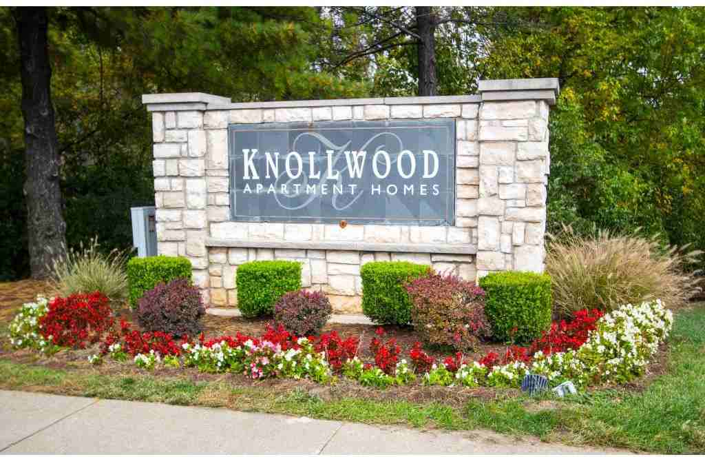Knollwood Apartments 5370 Knoll Creek Dr, Hazelwood, MO 63042 Zumper