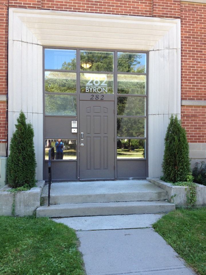 282 Byron Avenue 3, Ottawa, ON K1Z 6Y9 2 Bedroom Apartment for Rent