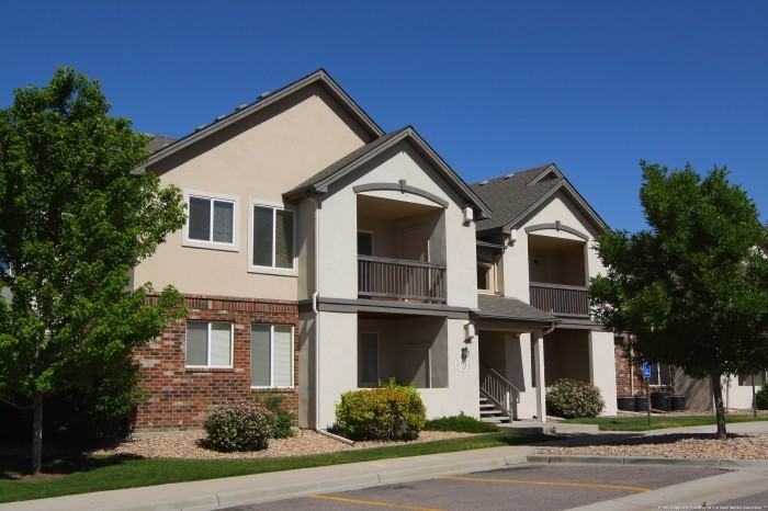 Devon Square Apartments 1300 South Willow Street, Denver, CO 80247